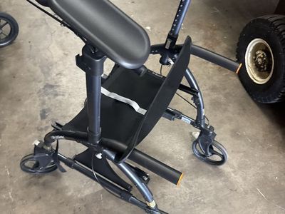 Up Walker upright standing walker