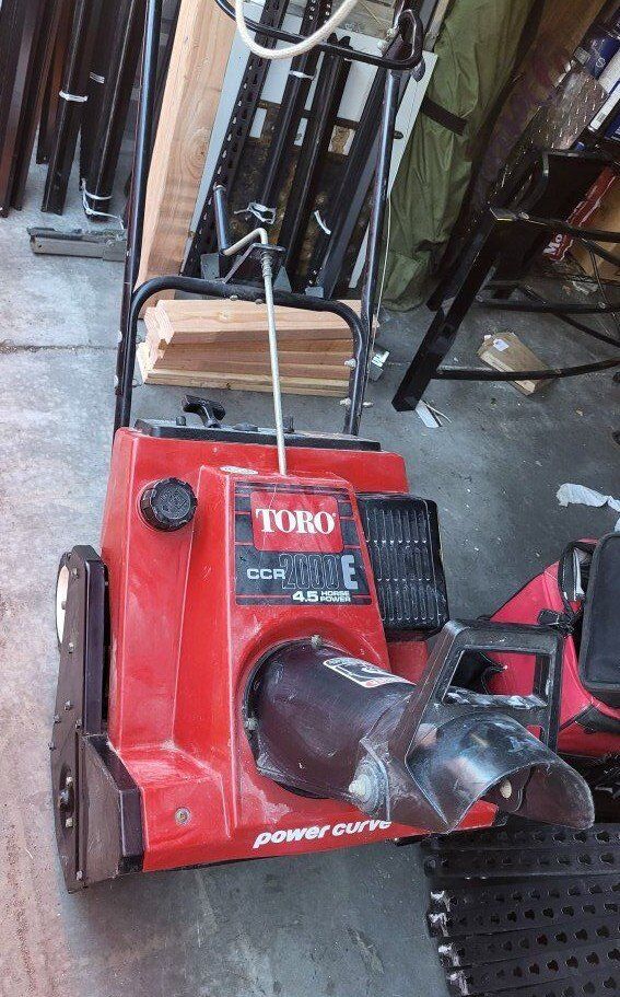 Toro CCR2000E Snow blower