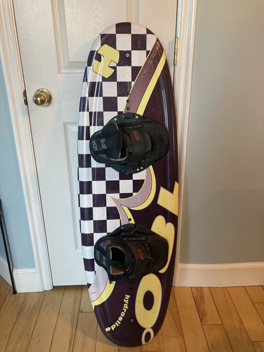 Kids HydroSlide 119cm Wakeboard