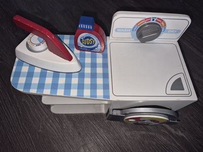 Toy Laundry Set