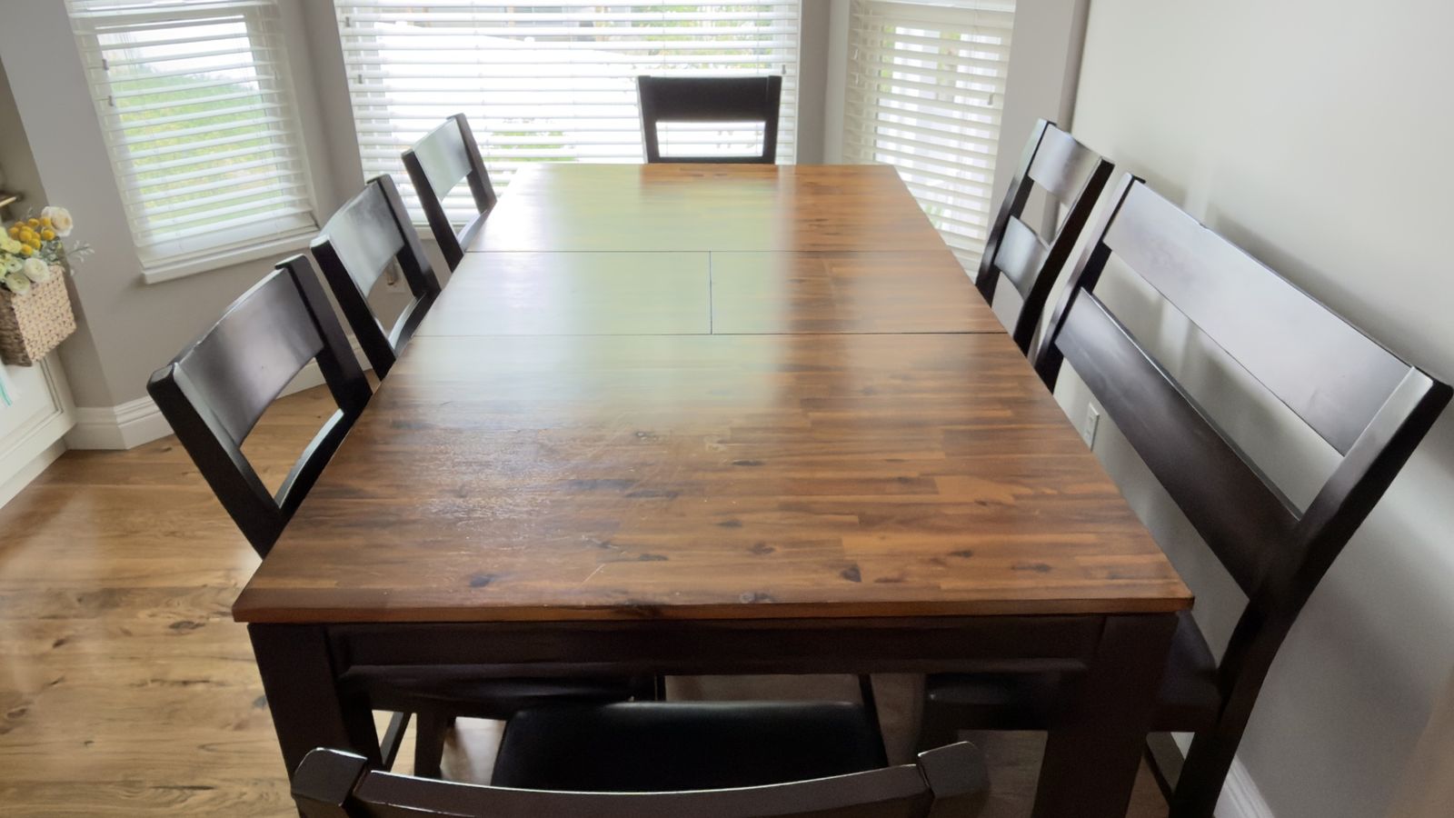 USED DINETTE SET