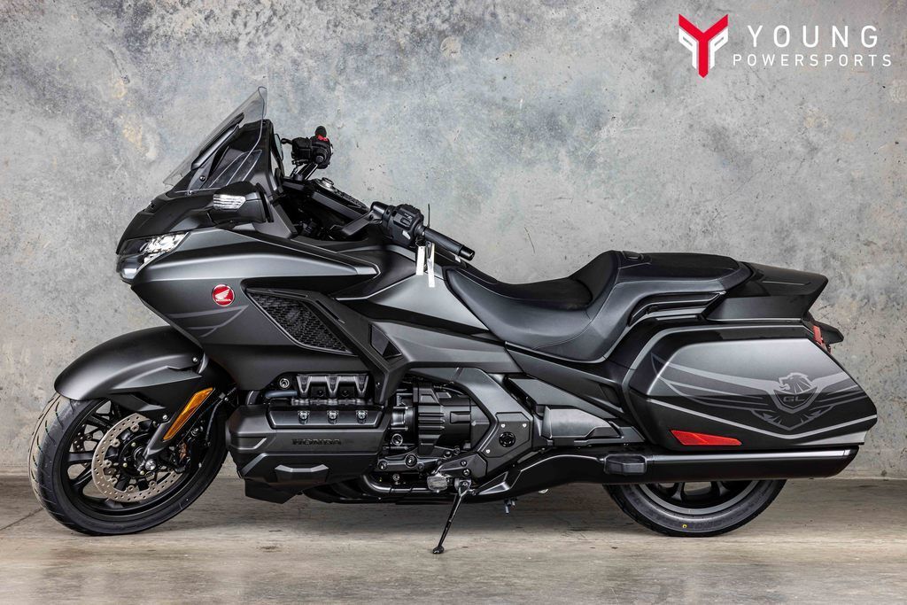 2025 Honda® Gold Wing Tour 50th Anniversary Airbag DCT