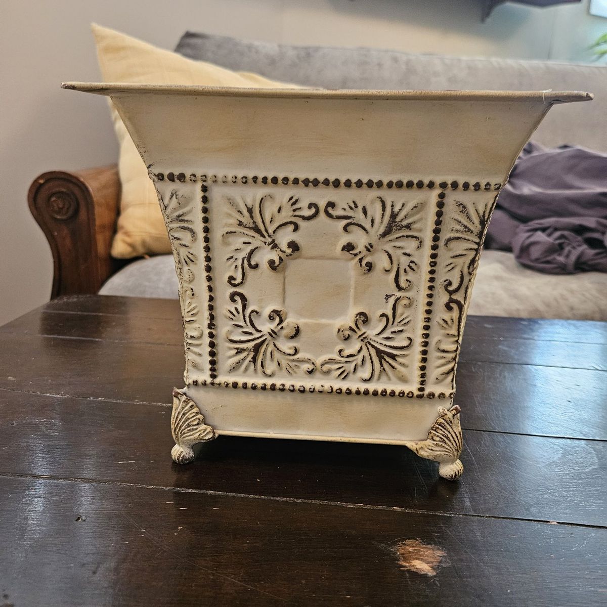 Cream metal planter, vintage.