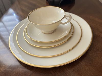 70-piece Lenox Mansfield Fine China