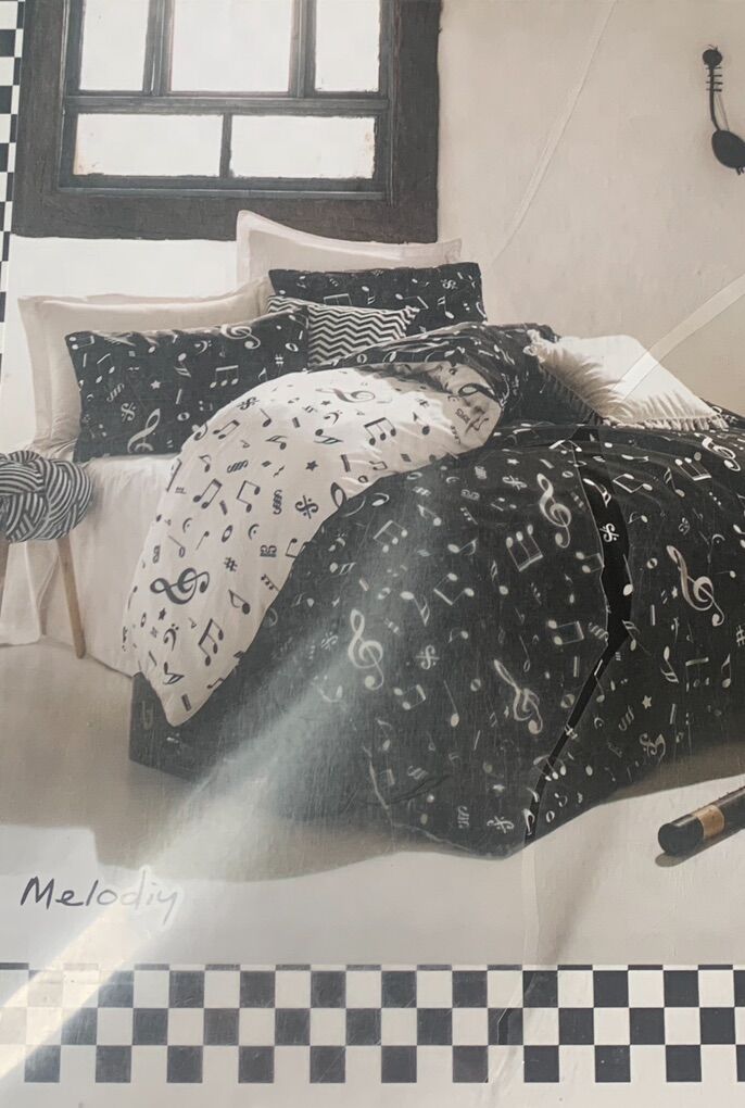 4 piece full/double music duvet cover, Sheet