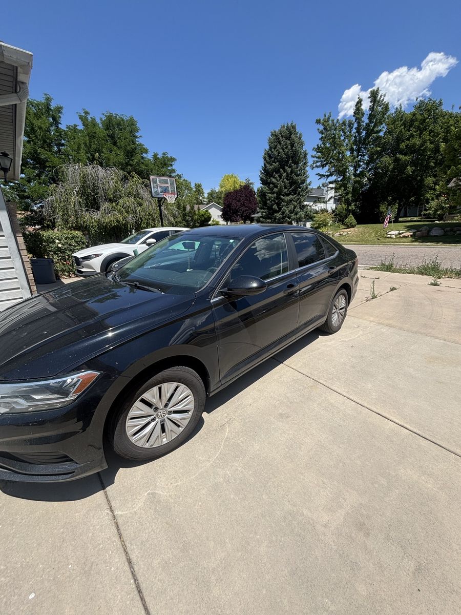 2019 Volkswagen Jetta 