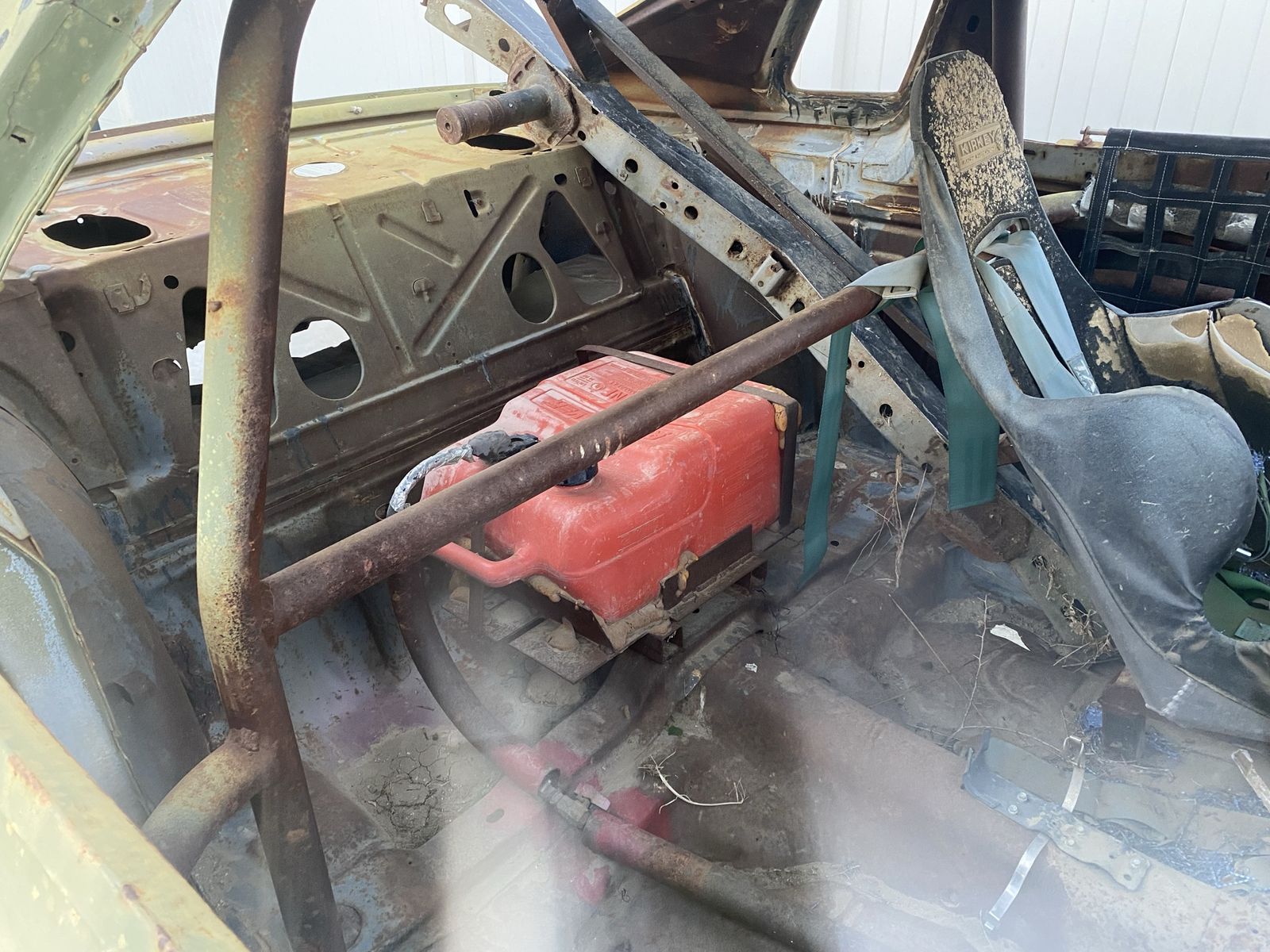 Main image 7