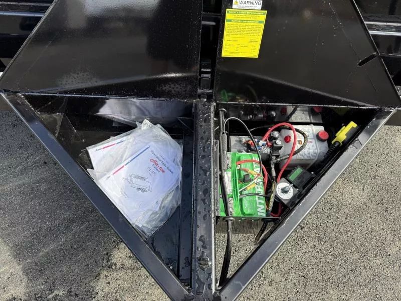Main image 7