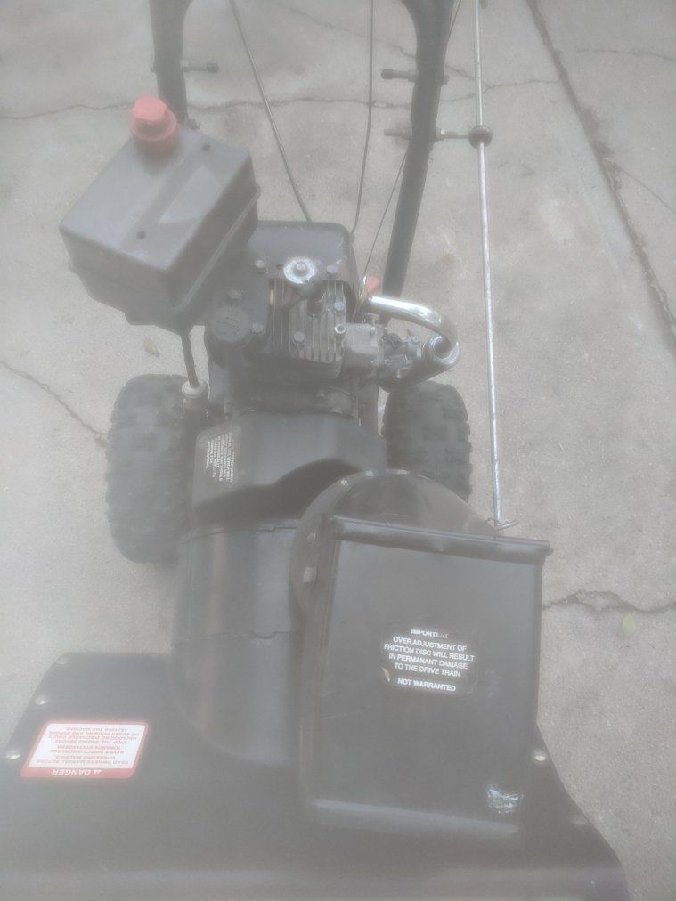 Noma 5HP 24" Path 6 Speed Self Propelled Snow Thrower