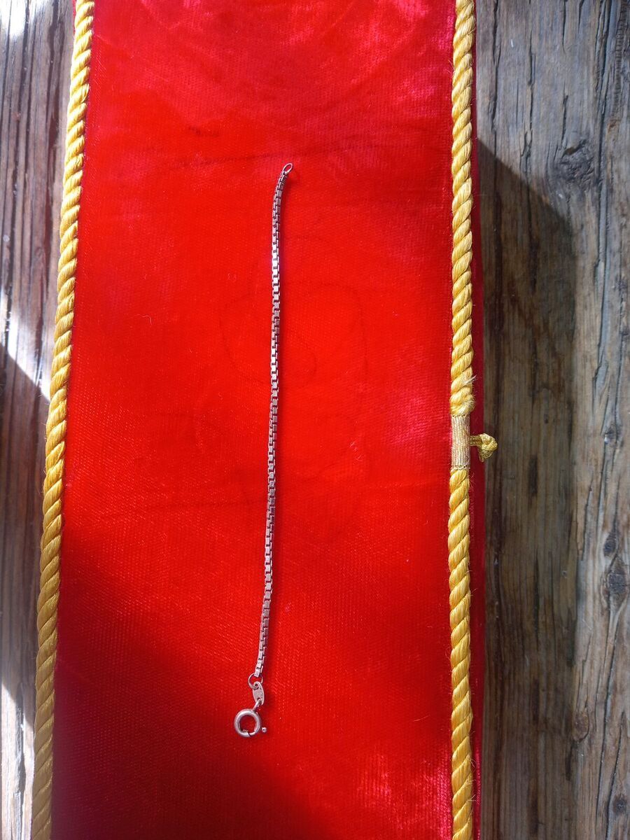 Vintage sterling silver John Hardy box chain bracelet approximately 5 1/2 inches