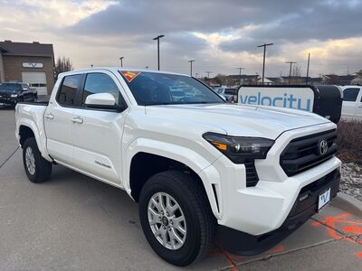 2025 TOYOTA TACOMA SR5