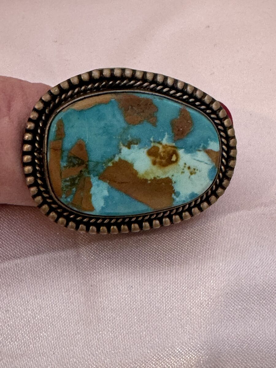 TURQUOISE AND STERLING SILVER RING