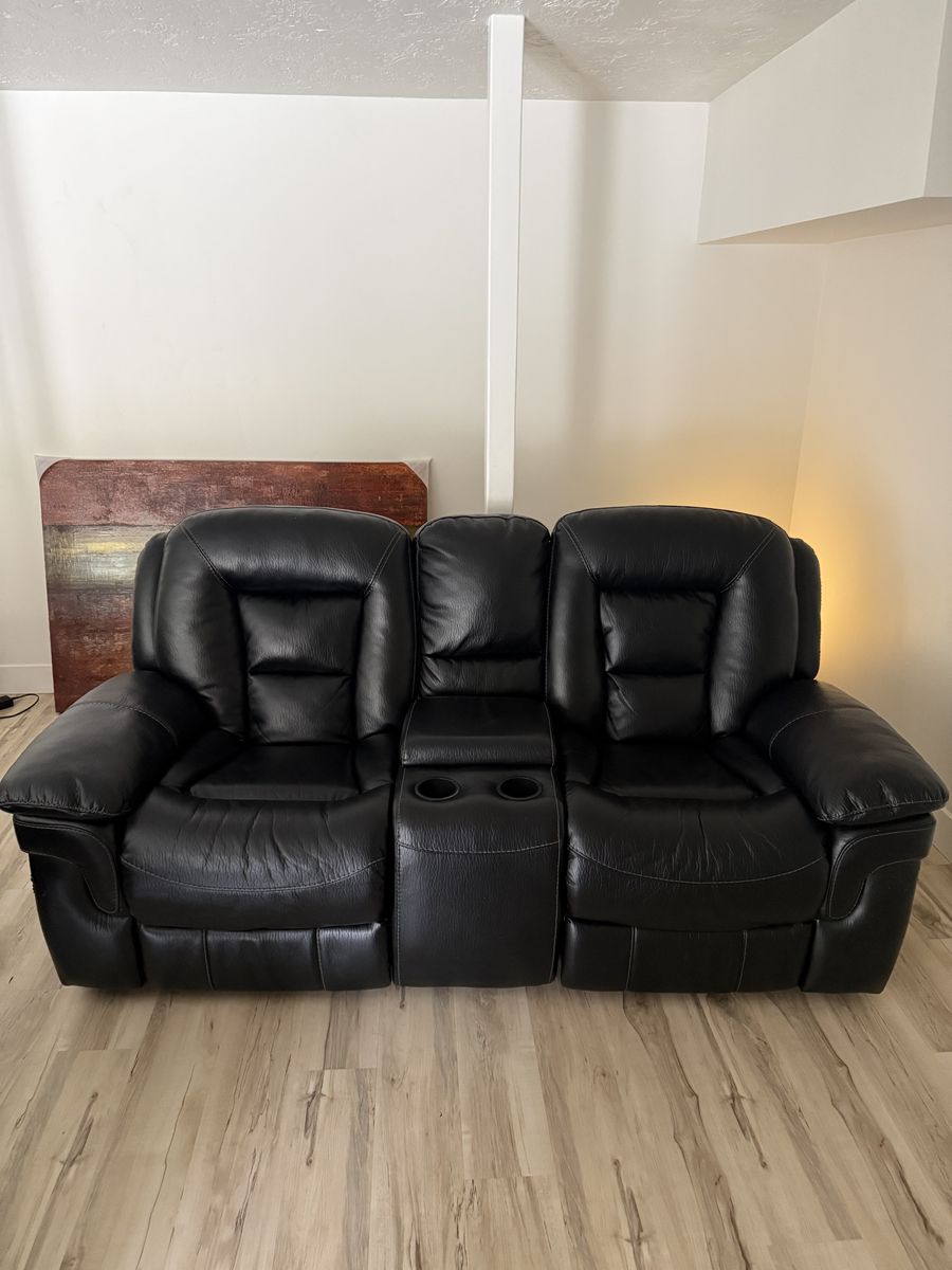 Leather recliner couch