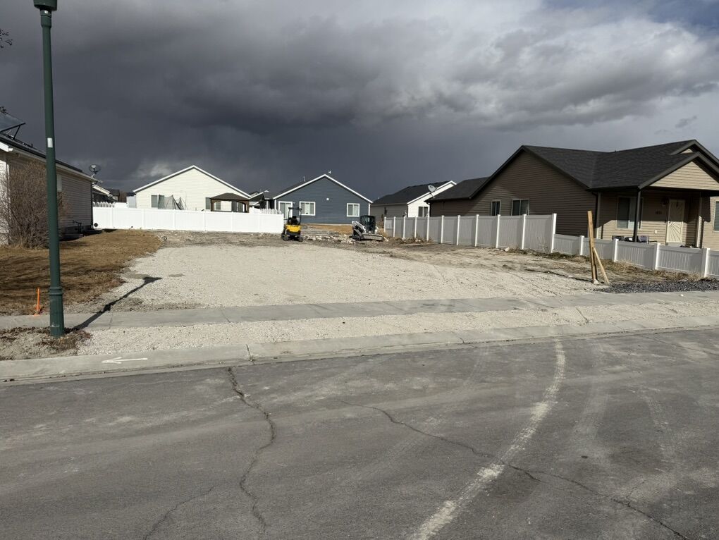 Building Lot In Eagle Mountain Subdivision