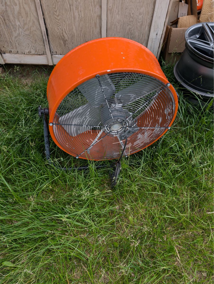 Industrial Floor Fan - High Velocity Drum Fan, Orange, Used