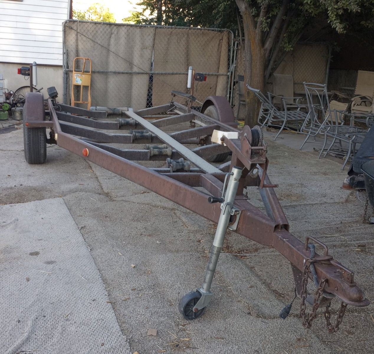 Boat trailer 