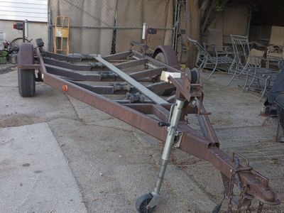 Boat trailer