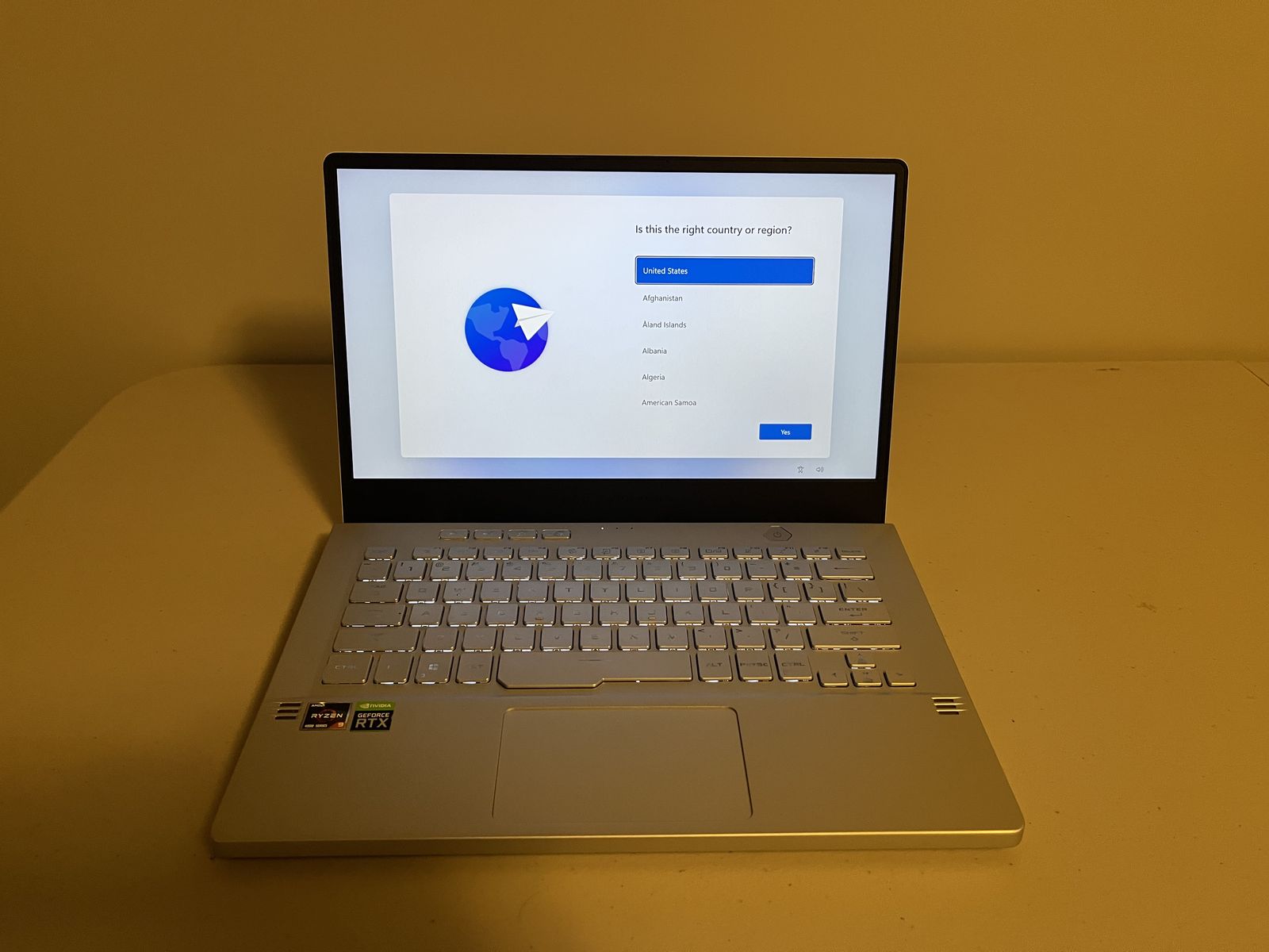 Gaming laptop - ASUS ROG Zephyrus G14 with RTX 2060 Max-Q