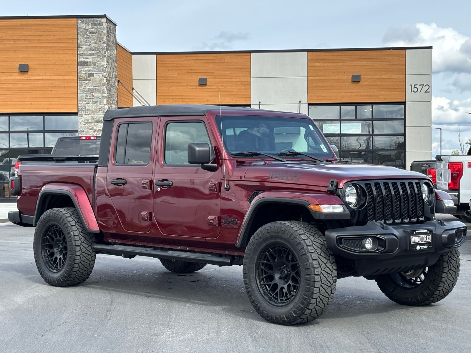 2021 Jeep Gladiator Willys Sport