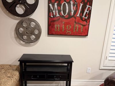 Movie Theater Wall Decor Set – Film Reels + “Movie Night” Canvas
