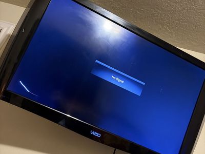 Vizio Tv and Wall mount