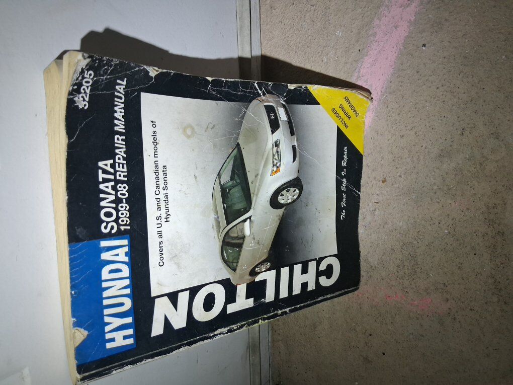 CHILTON repair book "HUYNDAI"