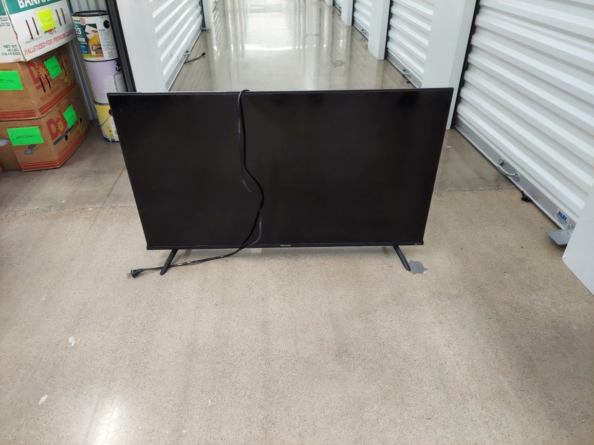 Hisense 42" Roku TV