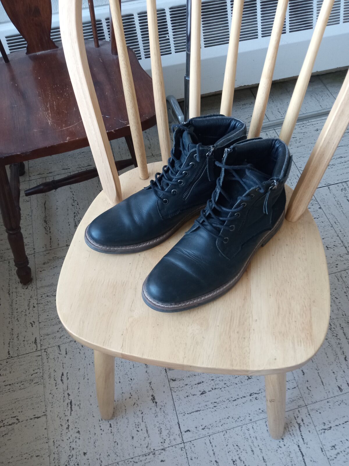 Full leather quality boots size 10