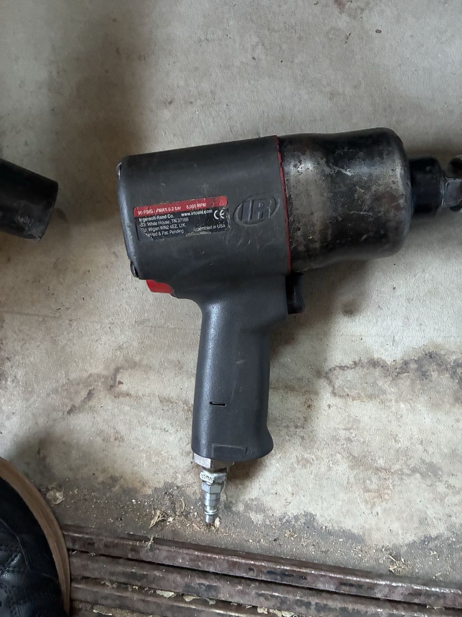 Ingersoll Rand (IR) 2130 Series 1/2" Air Impact Wrench.