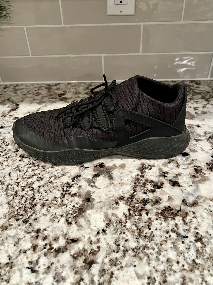 Mens Jordan Shoes Size 14