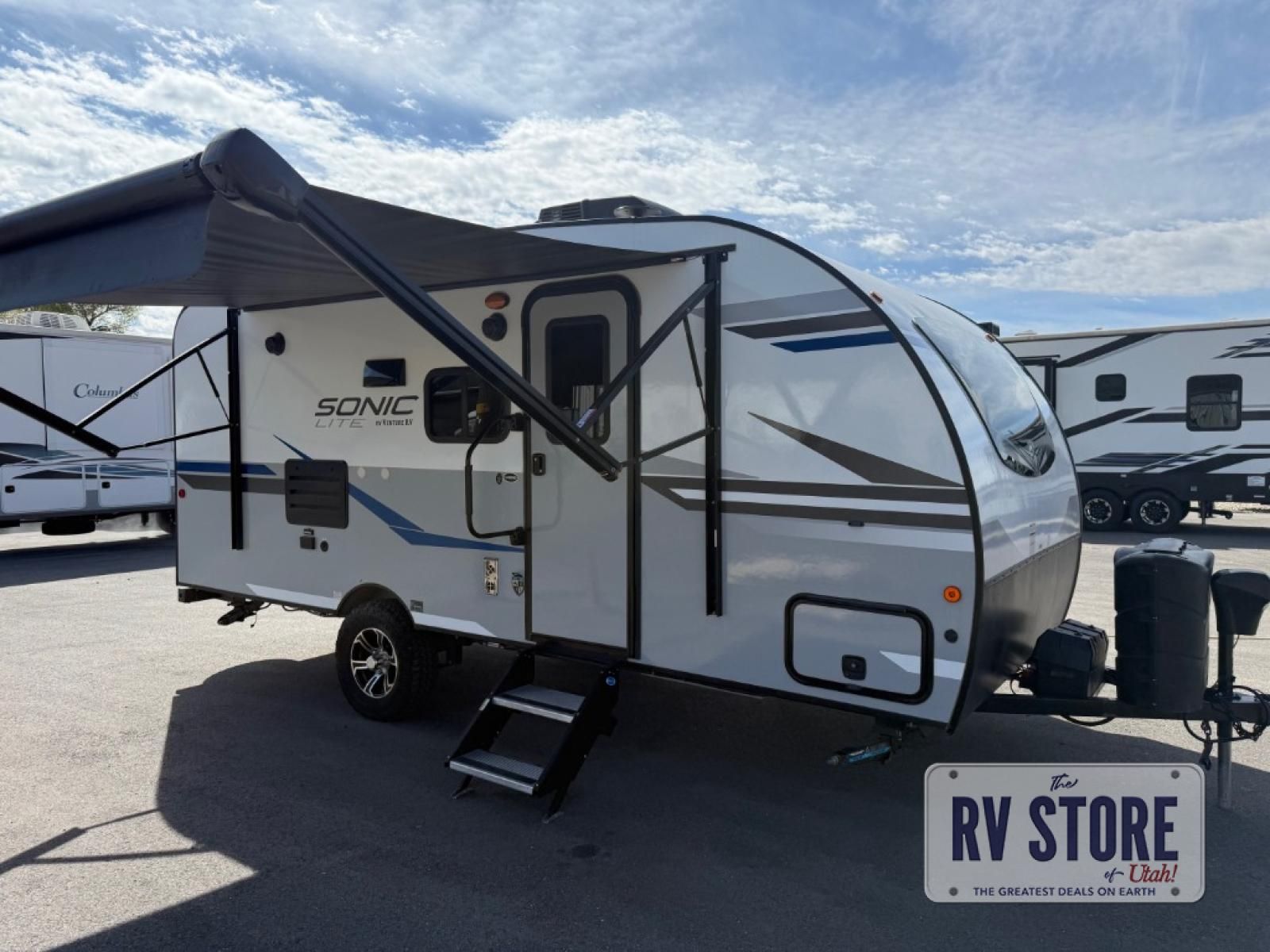 2021 Venture RV Sonic Lite SL169VUD TRAVEL TRAILER, SONIC, COUPLES COACH