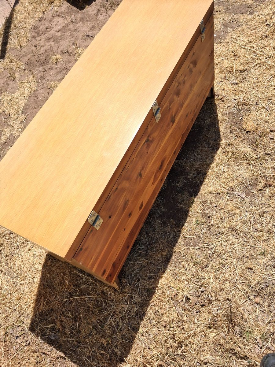 Main image 4