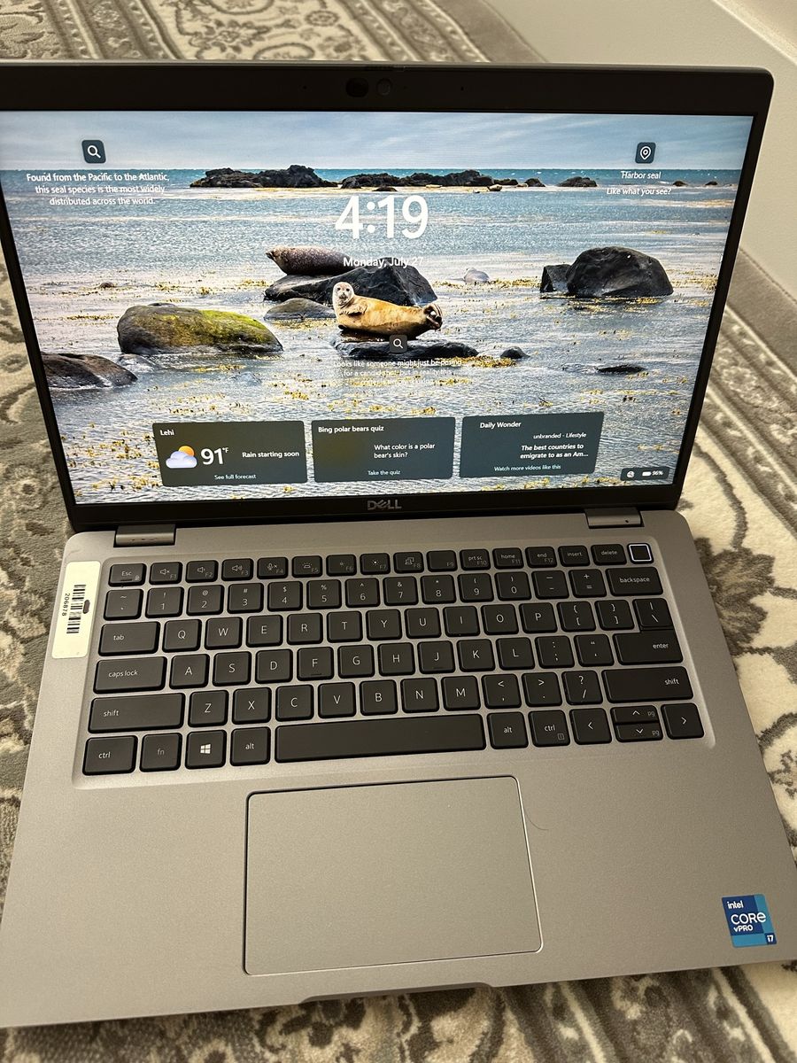 Dell Touch Laptop i7 Core 11th Gen 24 GB RAM 1 TB SSD