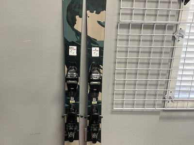 Blizzard Rustler 9 162cm Skis w/ Atomic Strive 11 Demo Bindings- Lightly Used 2026