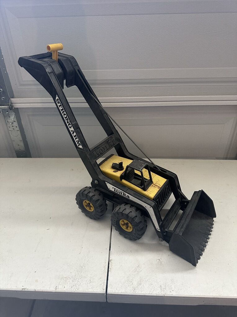 Vintage TONKA Toy Strong Arm Excavator