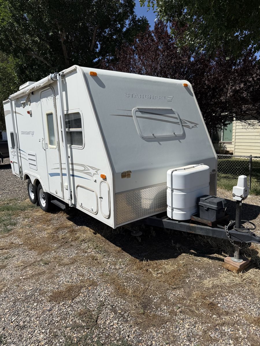 2006 Starcraft NXP 20DBB Bumper Pull Travel Trailer - Lightweight