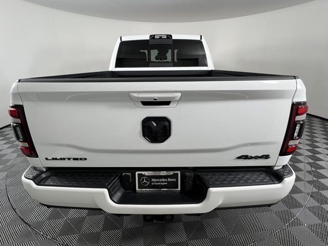 Main image 11