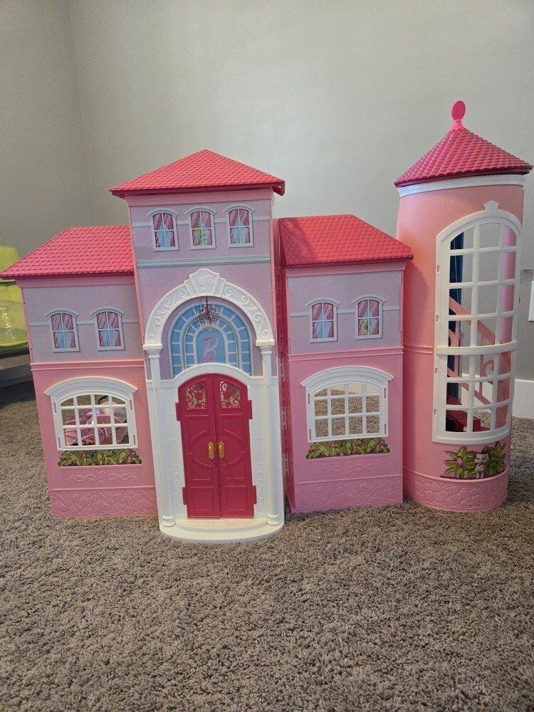 Barbie 3-Story Dream House 2013,Complete Furniture