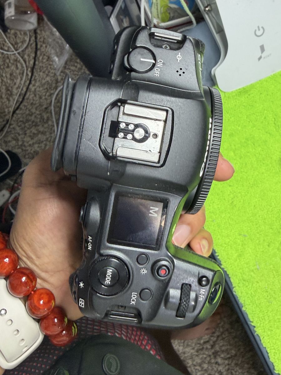 Canon R5 48k shots