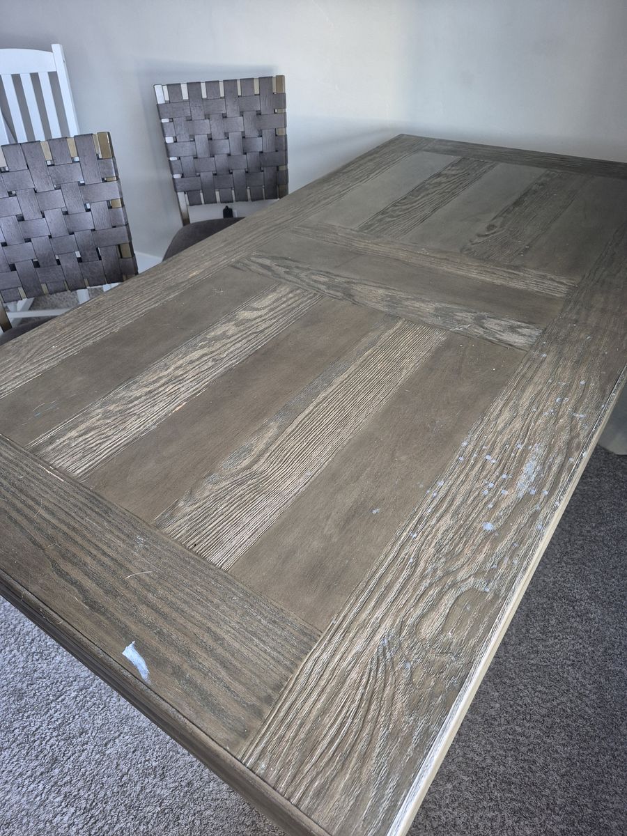 Kitchen table