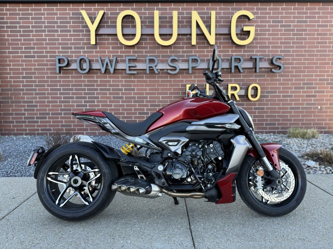 2026 Ducati XDiavel V4