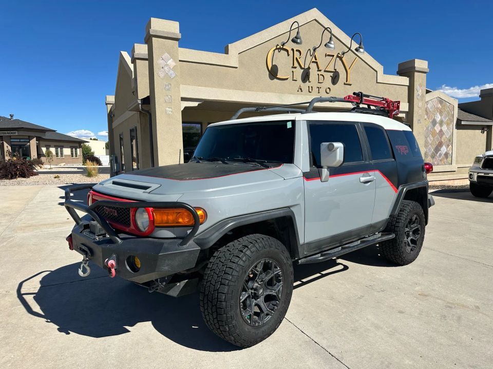 2014 Toyota FJ Cruiser Base