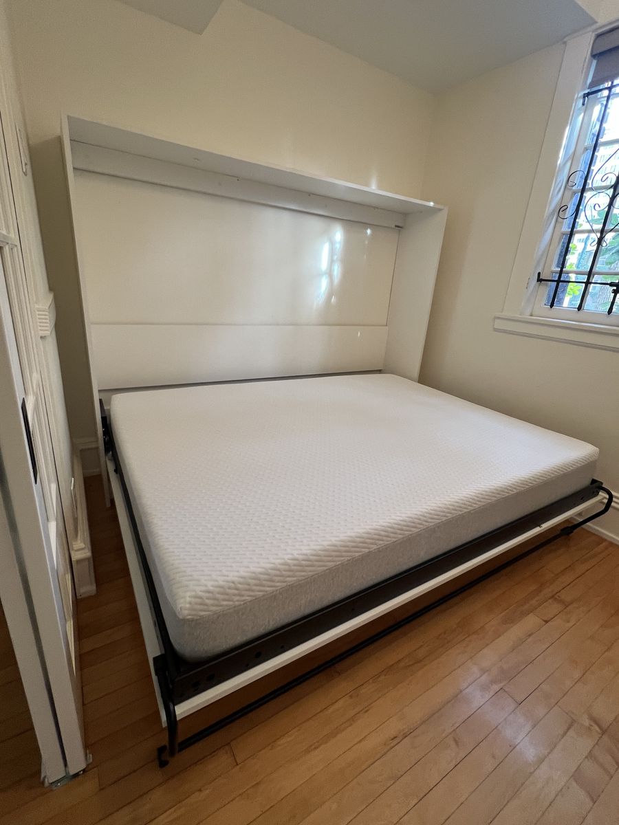 Queen Murphy Bed / Wall Bed, Excellent Condition