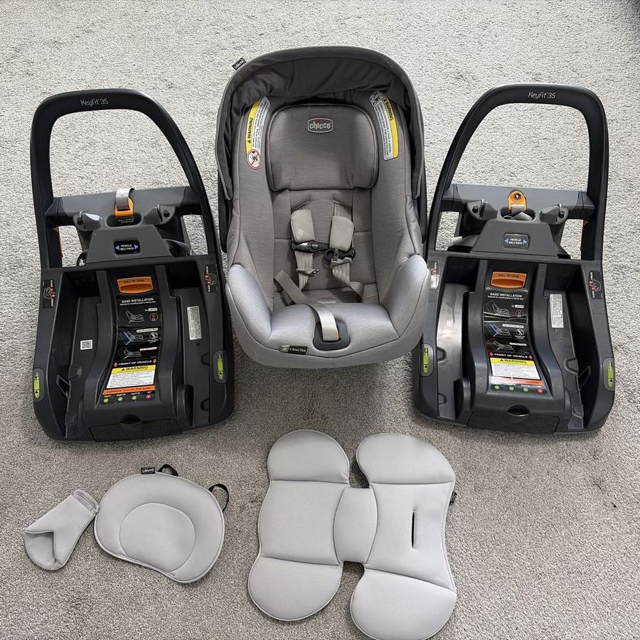 Chicco Keyfit 35 Car Seat with Extra Base Infant Car Seat