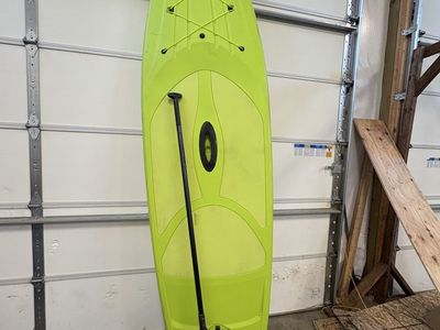 Hard green Lifetime paddleboard