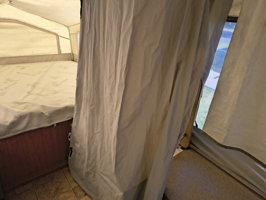 Main image 7