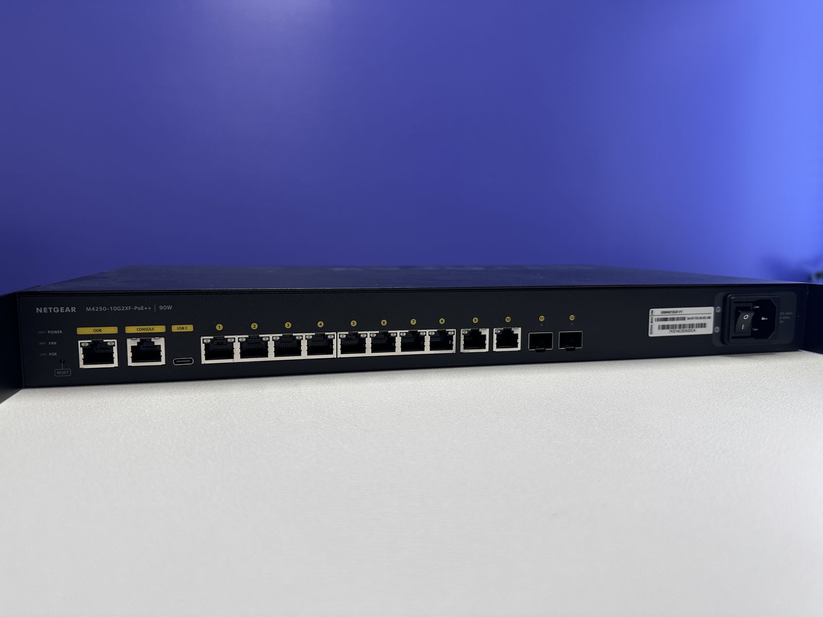 Netgear AV Line M4250-10G2XF-PoE++(GSM4212UX-100NAS) Managed Switch