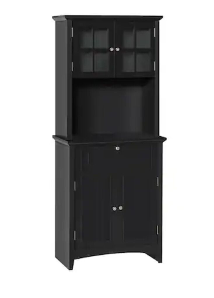 Elegant Buffet With Hutch