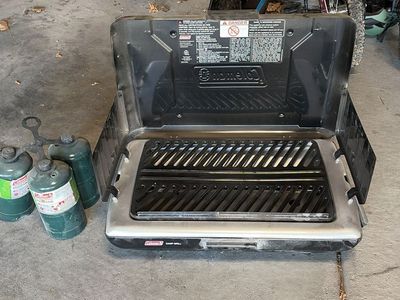 Coleman camp stove with gas