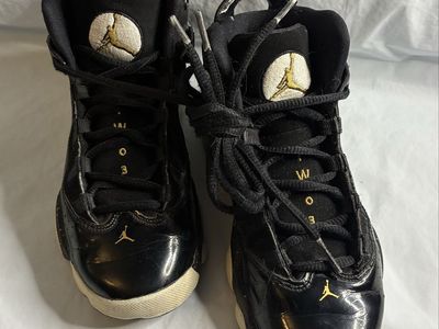 Nike Air Jordan 6 Rings Black Metallic Gold Preschool 13C – 323432-007